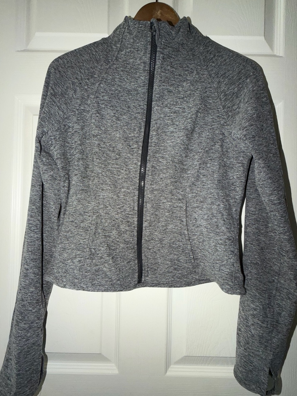 Yogalicious Lux Zip Up Long Sleeve Crop Jacket Grey Size Medium